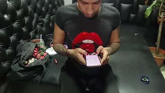 Kitie Petarda online show from September 22, 8:29 pm