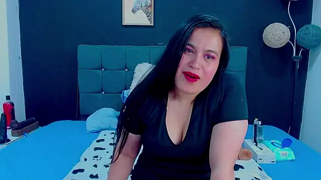 Snapshot of mia_xx1 chatting on October 16, 7:00 am mia xx1 online show from October 16, 7:00 am