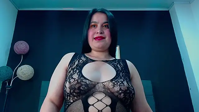 Snapshot of mia_xx1 chatting on October 3, 3:33 am mia xx1 online show from October 3, 3:33 am