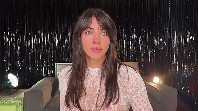 Snapshot of Super_Suka chatting on September 19, 8:52 pm Super Suka online show from September 19, 8:52 pm