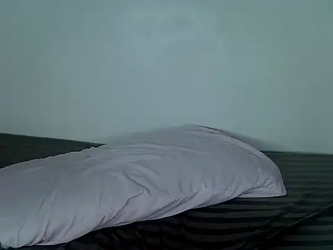 Snapshot of laetitia_ chatting on October 11, 10:56 pm laetitia online show from October 11, 10:56 pm