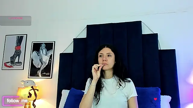 KyleRosee online show from October 22, 12:21 pm