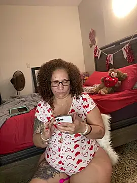 ladycreamypr2 online show from March 1, 11:26 pm