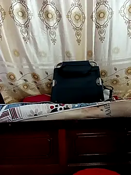 NgocQuyen2K online show from March 8, 10:13 pm