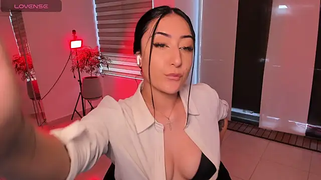 Snapshot of kendra_scoth chatting on September 28, 8:47 pm kendra scoth online show from September 28, 8:47 pm