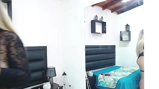 eva doshi online show from September 30, 10:03 pm