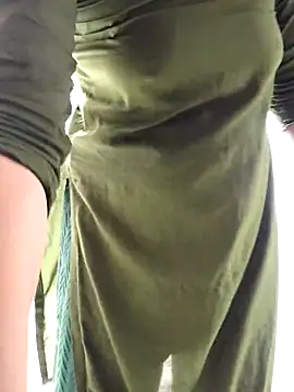 Snapshot of Miss_Ayesha chatting on October 23, 9:59 am Miss Ayesha online show from October 23, 9:59 am