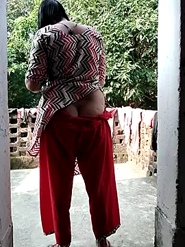 Snapshot of Miss_Ayesha chatting on September 23, 2:43 am Miss Ayesha online show from September 23, 2:43 am