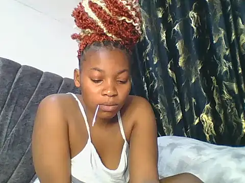 Snapshot of _Becky002 chatting on October 16, 8:22 pm  Becky002 online show from October 16, 8:22 pm