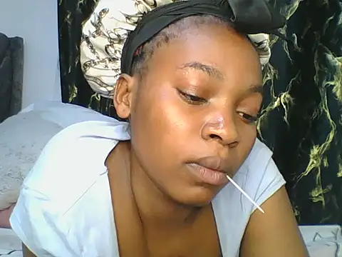 Snapshot of _Becky002 chatting on October 21, 7:29 pm  Becky002 online show from October 21, 7:29 pm