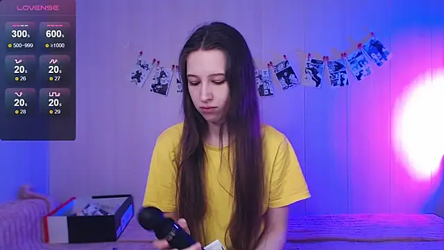 ur kitty   online show from December 20, 11:03 am