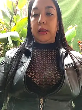 Snapshot of Bella_keny chatting on October 7, 7:07 pm Bella keny online show from October 7, 7:07 pm