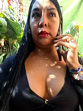 Snapshot of Bella_keny chatting on September 23, 1:31 pm Bella keny online show from September 23, 1:31 pm