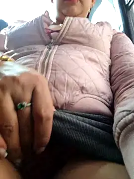 Snapshot of Bella_keny chatting on September 30, 7:30 pm Bella keny online show from September 30, 7:30 pm