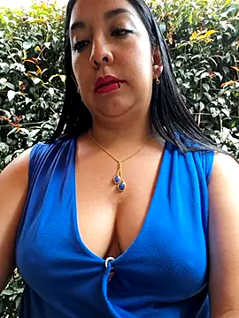 Bella keny online show from March 3, 7:20 pm