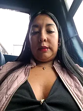 Snapshot of Bella_keny chatting on September 18, 8:07 pm Bella keny online show from September 18, 8:07 pm