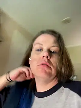 Snapshot of velvetta_ chatting on October 7, 3:16 pm velvetta online show from October 7, 3:16 pm