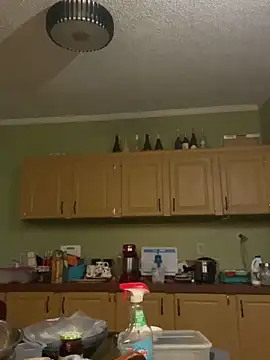 Snapshot of velvetta_ chatting on October 13, 10:23 pm velvetta online show from October 13, 10:23 pm