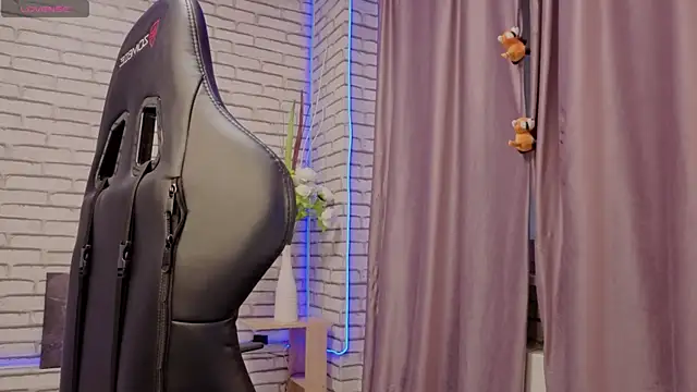 Snapshot of Kvetachka chatting on September 23, 12:31 am Kvetachka online show from September 23, 12:31 am