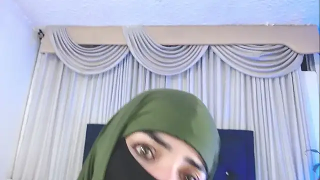 Uzra hayed online show from December 22, 11:30 pm