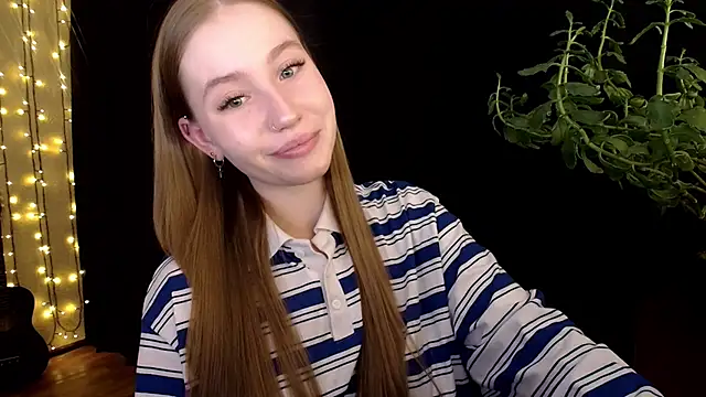 Snapshot of SindiWatsoon chatting on October 7, 11:25 am SindiWatsoon online show from October 7, 11:25 am