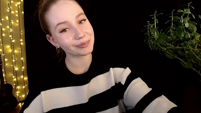 Snapshot of SindiWatsoon chatting on October 1, 4:34 pm SindiWatsoon online show from October 1, 4:34 pm