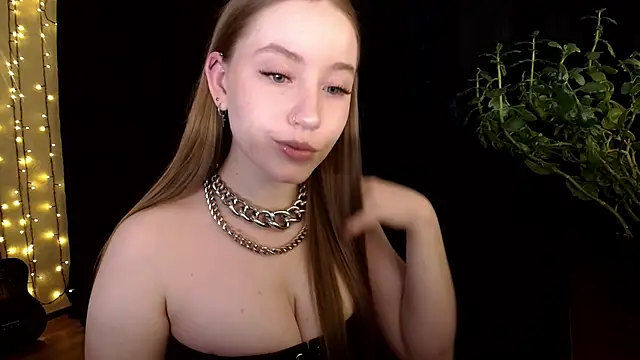 Snapshot of SindiWatsoon chatting on September 25, 9:08 am SindiWatsoon online show from September 25, 9:08 am