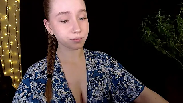 Snapshot of SindiWatsoon chatting on September 21, 12:15 pm SindiWatsoon online show from September 21, 12:15 pm