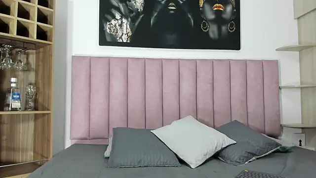 Charlotte wilson online show from September 19, 2:21 am