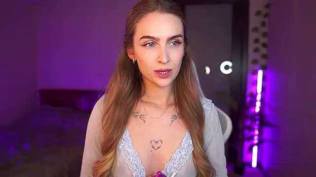 Kamila icee online show from September 16, 7:11 pm