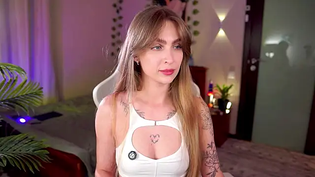 Kamila icee online show from May 27, 7:33 pm