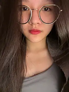 Snapshot of Krixxi22 chatting on October 14, 3:58 pm Krixxi22 online show from October 14, 3:58 pm