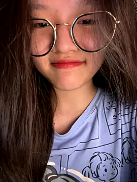 Snapshot of Krixxi22 chatting on October 2, 2:55 pm Krixxi22 online show from October 2, 2:55 pm