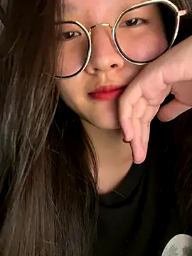 Snapshot of Krixxi22 chatting on September 24, 4:50 pm Krixxi22 online show from September 24, 4:50 pm