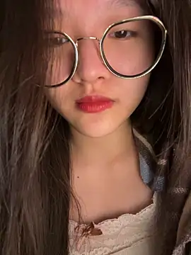 Snapshot of Krixxi22 chatting on September 22, 4:38 pm Krixxi22 online show from September 22, 4:38 pm