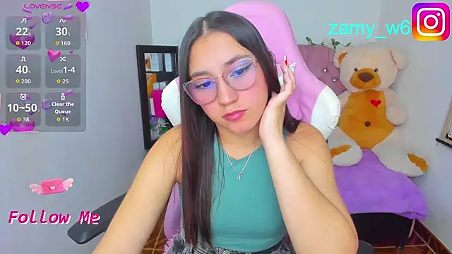 Karla  cute online show from April 9, 5:21 am