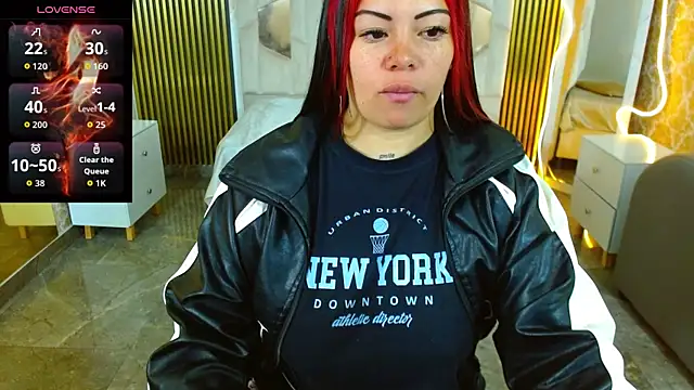 Snapshot of martinna_tay chatting on September 24, 3:27 am martinna tay online show from September 24, 3:27 am