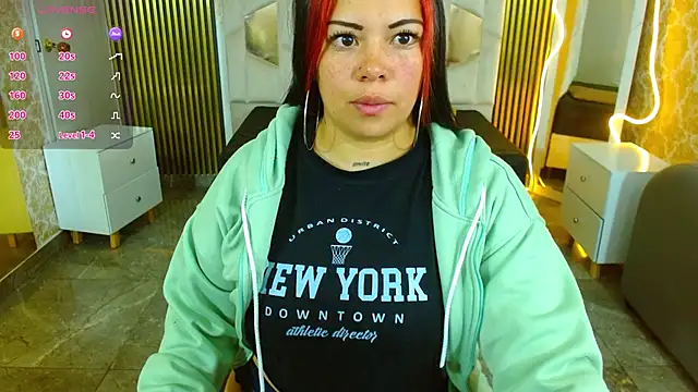 Snapshot of martinna_tay chatting on October 1, 3:11 am martinna tay online show from October 1, 3:11 am