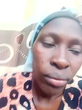 Snapshot of LOVELY-2BERRY chatting on October 14, 2:19 pm LOVELY-2BERRY online show from October 14, 2:19 pm