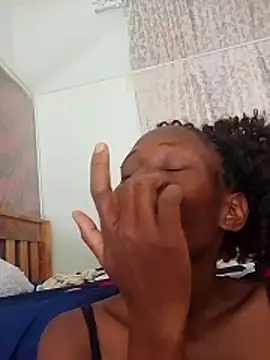 Snapshot of LOVELY-2BERRY chatting on October 21, 7:01 am LOVELY-2BERRY online show from October 21, 7:01 am