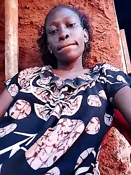 Snapshot of LOVELY-2BERRY chatting on October 28, 5:02 am LOVELY-2BERRY online show from October 28, 5:02 am