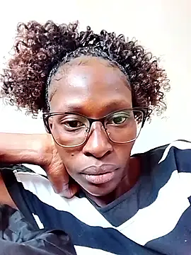 Snapshot of LOVELY-2BERRY chatting on October 16, 7:33 am LOVELY-2BERRY online show from October 16, 7:33 am