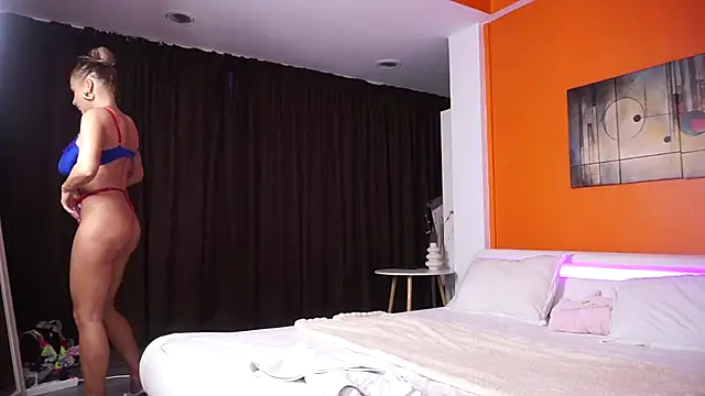 LovingBlondie online show from September 18, 3:38 am