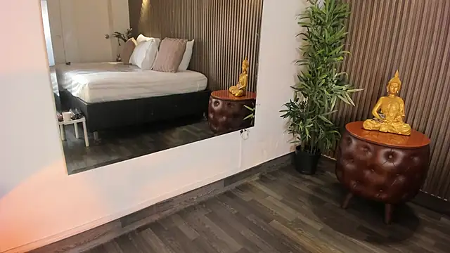 AliceHanz online show from February 18, 4:22 am