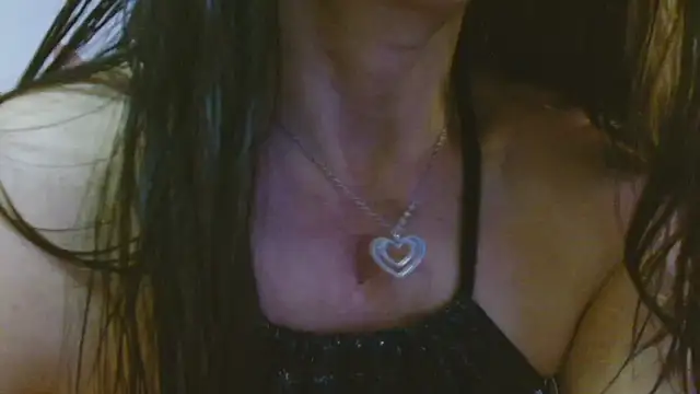 Snapshot of cattaleya1476 chatting on October 6, 3:29 pm cattaleya1476 online show from October 6, 3:29 pm