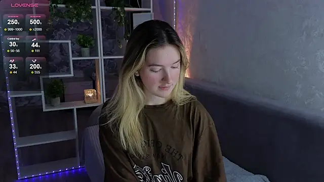 Snapshot of flawless_angell chatting on October 30, 7:37 pm flawless angell online show from October 30, 7:37 pm