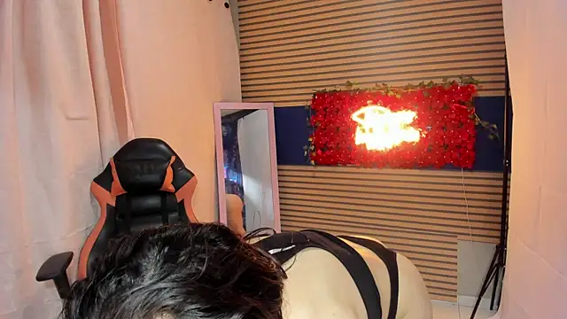 Snapshot of rosse_2504 chatting on October 19, 9:11 am rosse 2504 online show from October 19, 9:11 am