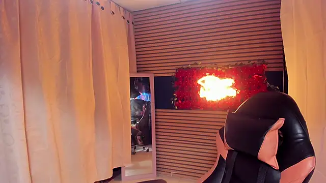 Snapshot of rosse_2504 chatting on October 17, 5:38 pm rosse 2504 online show from October 17, 5:38 pm