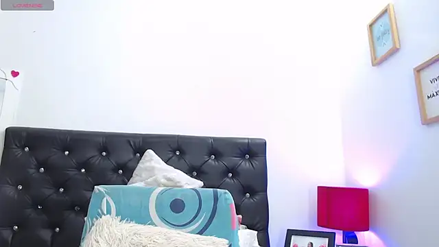 Samara Hillss online show from December 15, 1:38 pm