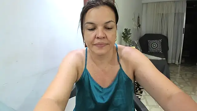 MarilynDavies online show from October 5, 11:32 pm